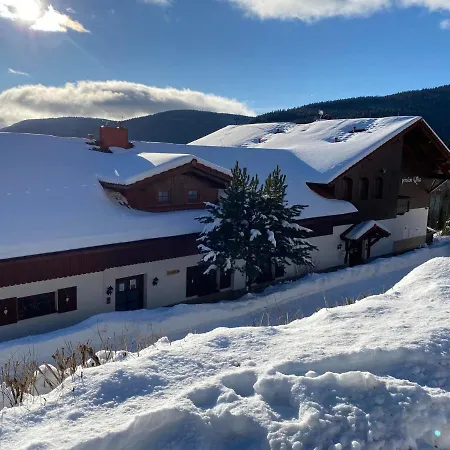 Casa de hóspedes Monte Rosa 3*