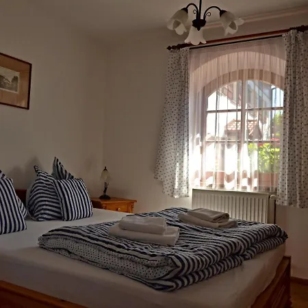 Monte Rosa Casa de hóspedes 3*