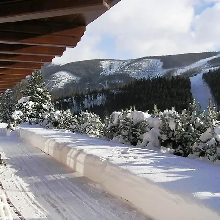 Monte Rosa Casa de hóspedes 3*