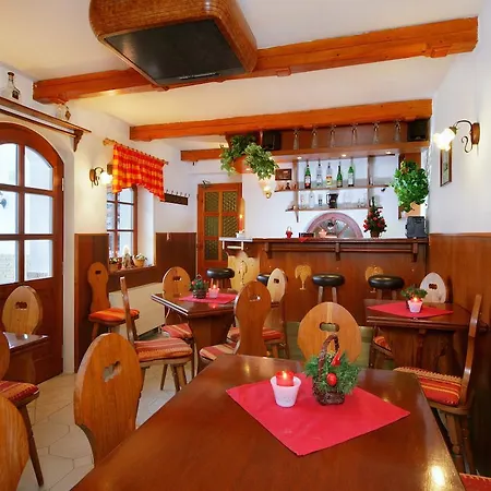 Monte Rosa Casa de hóspedes 3*