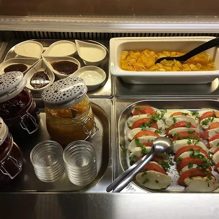 Monte Rosa Casa de hóspedes 3*